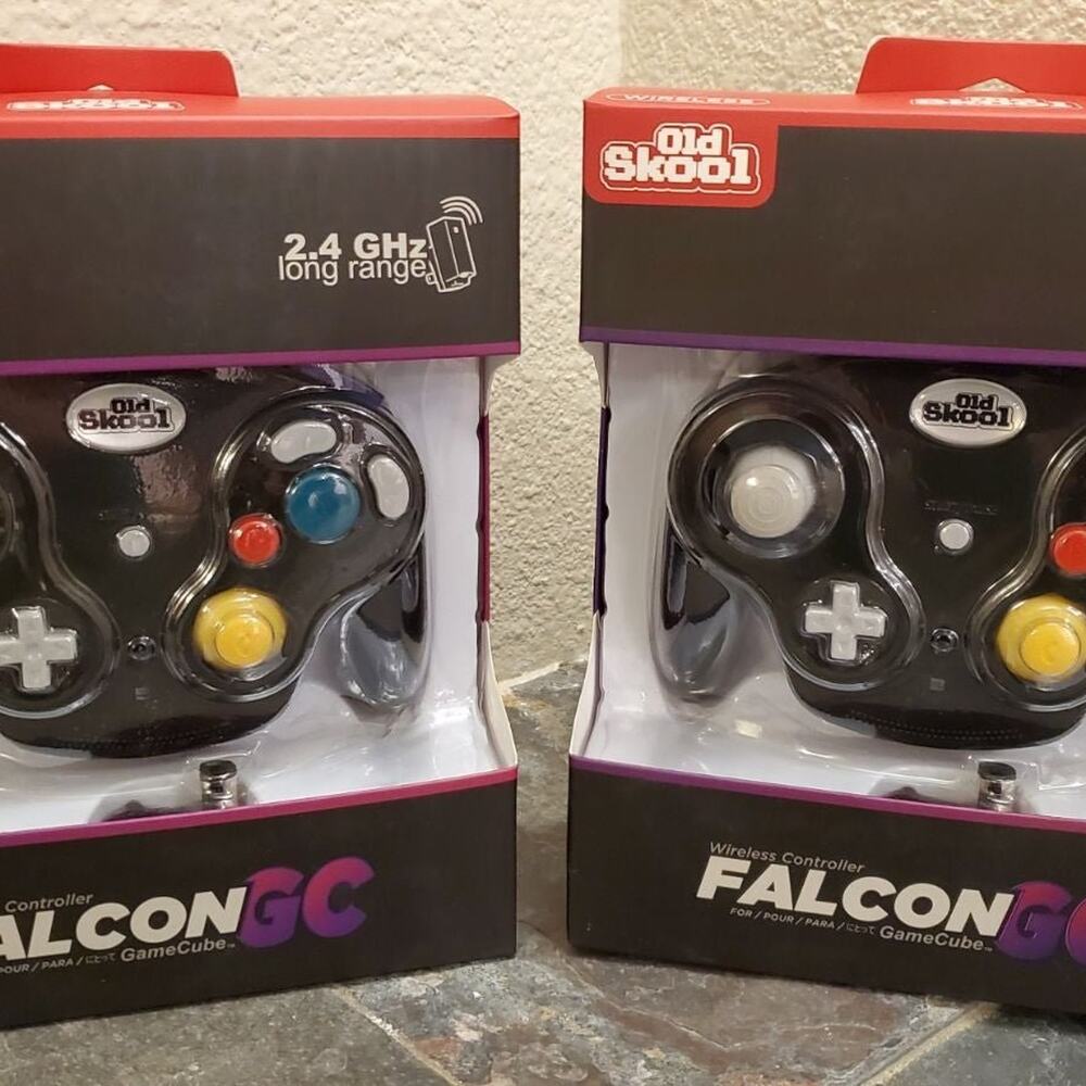 2 Falcon Gamecube Wireless Controllers 2.4 GHz (NEW) Black - Nintendo - Wavebird